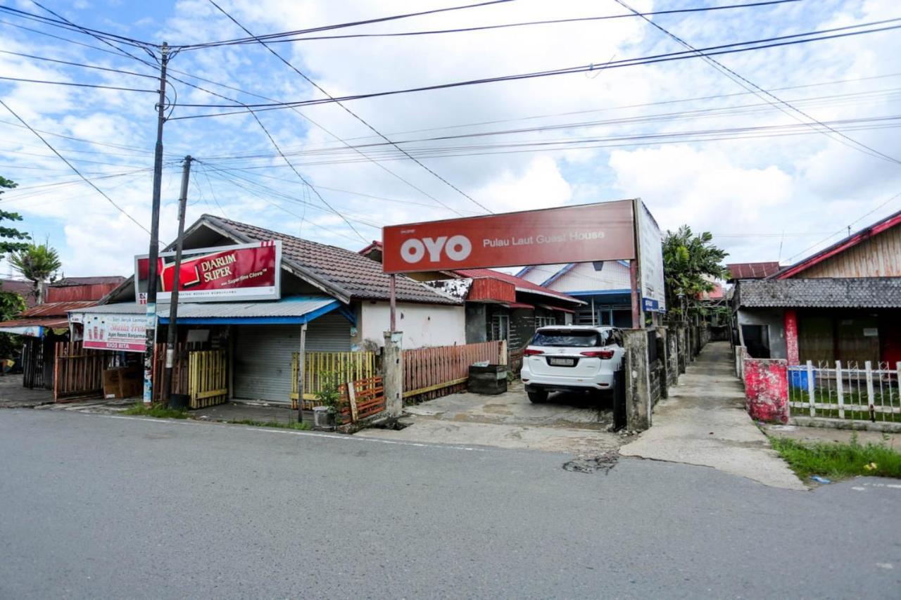 Oyo 2197 Pulau Laut Guest House Banjarmasin  Exterior photo