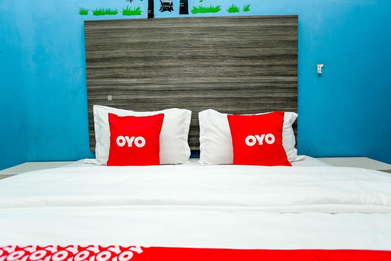 Oyo 2197 Pulau Laut Guest House Banjarmasin  Exterior photo